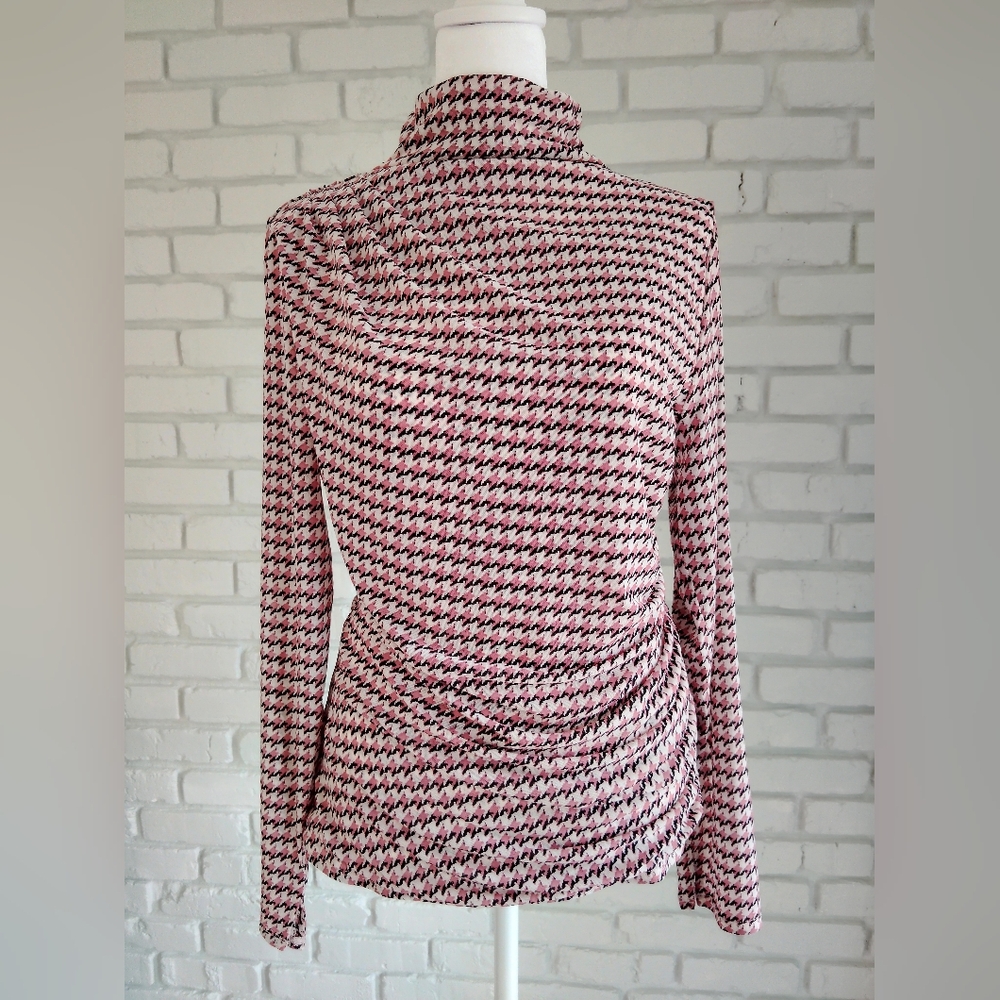 WHBM Women's Pink Houndstooth Ruched Mesh Top sz L
